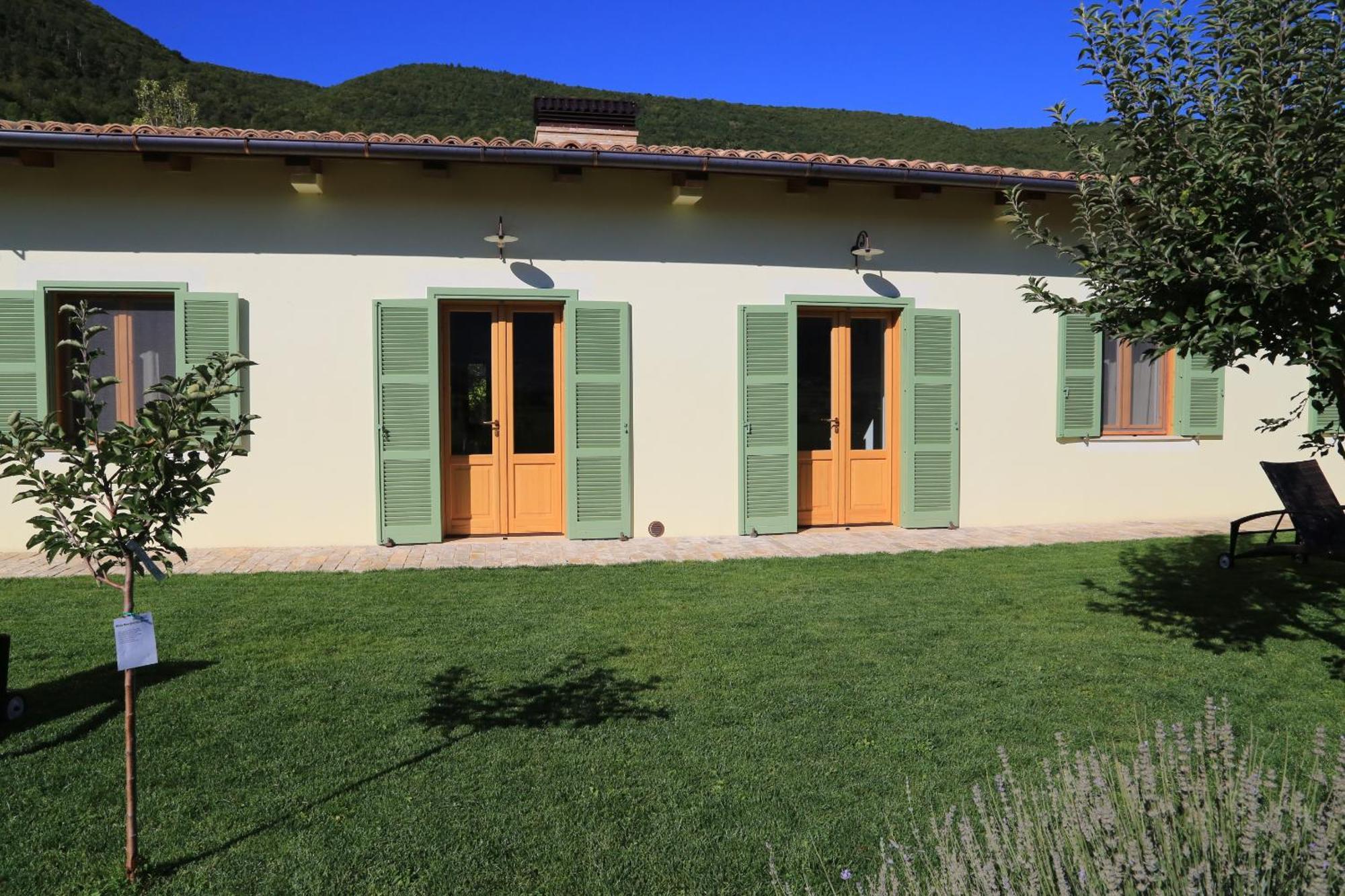 Agriturismo La Cascina Di Opaco Норча Екстериор снимка